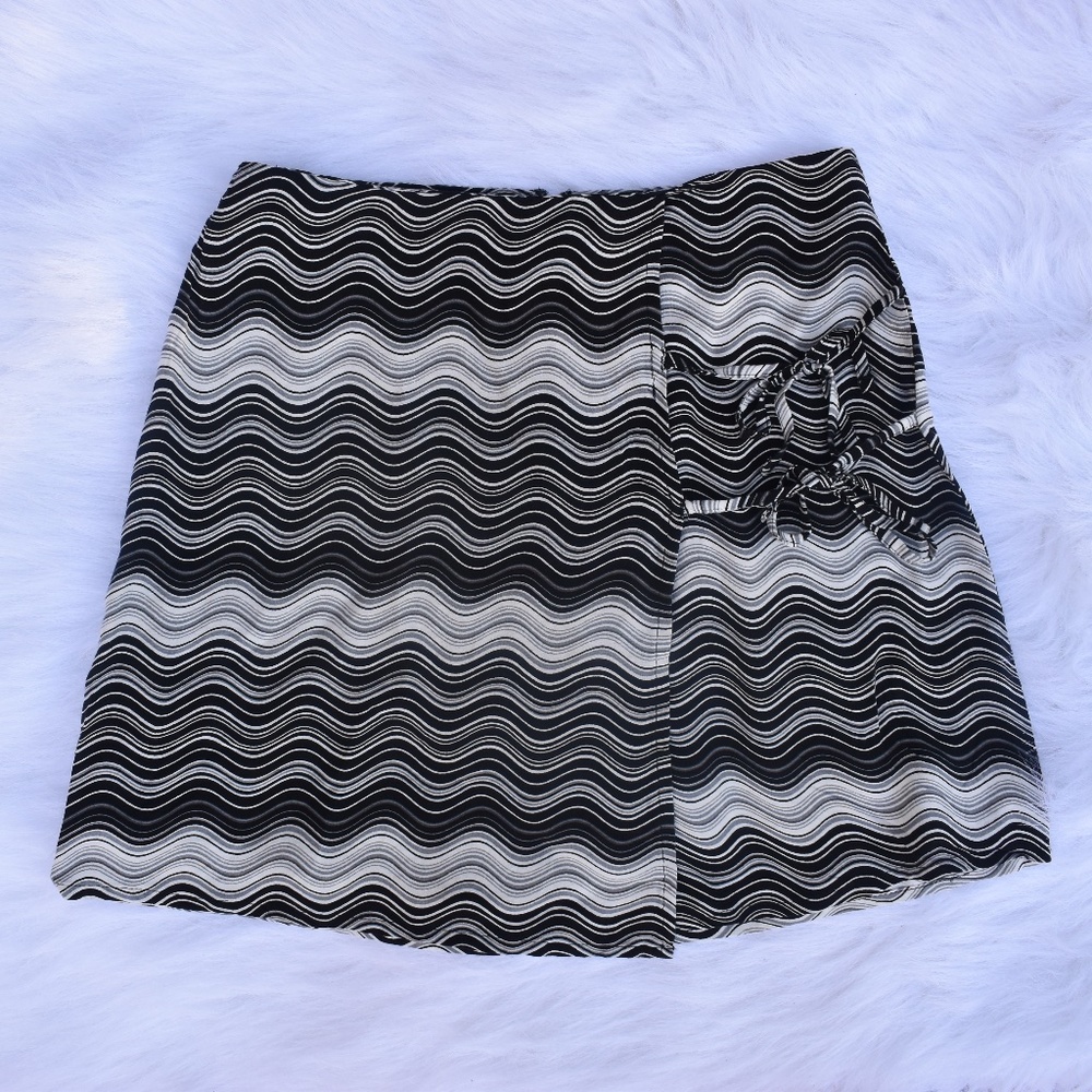 SO Double Tie Wrap Mini Skirt